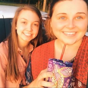 Meet your Posher, Katelyn